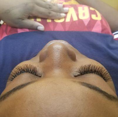 Individual Cluster Eyelash Install!