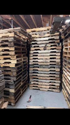 Wooden Pallets , 48x40 standard size