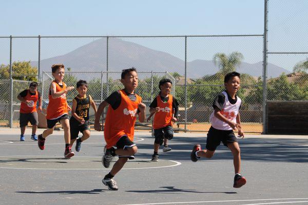 Practice time, game time, and everything you need to know about the Santee Basketball League. Sign up now!  #YouthBasketball #SanteeLeague