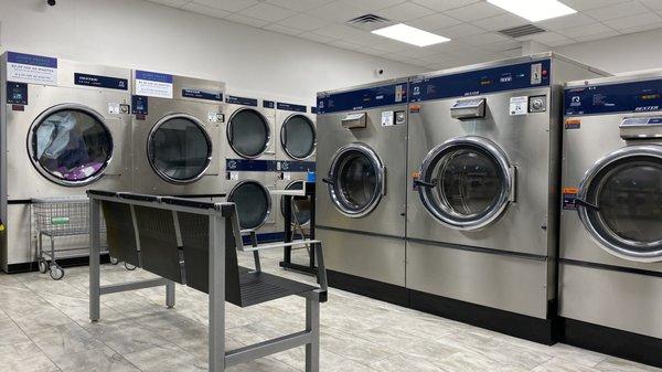 iWash 365 laundromats on Carolina beach road, large capacity Washers and large capacity Dryers.