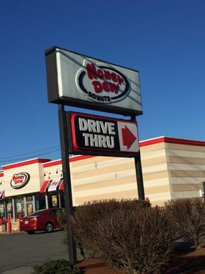 Canton Honey Dew Donuts -- 375 Neponset Street, Canton             Sign