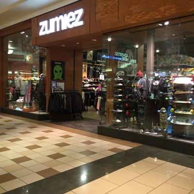 Zumiez