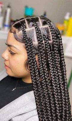 Jumbo Knotless Braids