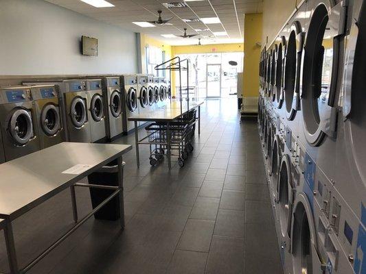 Wash & Go Laundromat