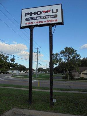 Main sign adjacent to Coon Rapids Boulevard.