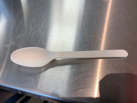 They use compostable utensils