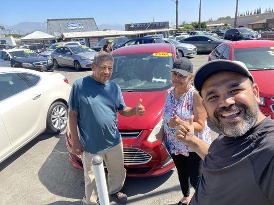 a Happy Customers with a Great Deal & Nice Car