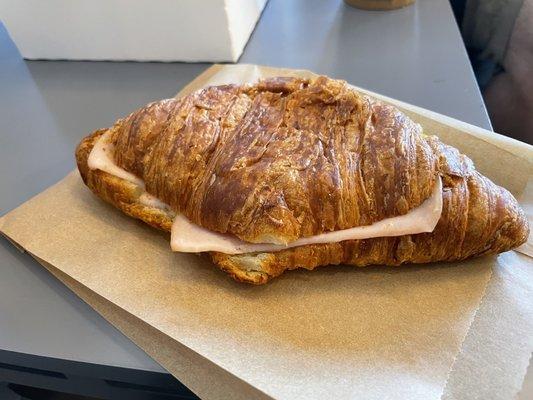 Turkey and cheese croissant