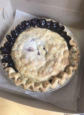 Best blueberry pie in Maine's midcoast (disclaimer - haven't stayed at Berry Manor Inn which is supposed to be wonderful)!!