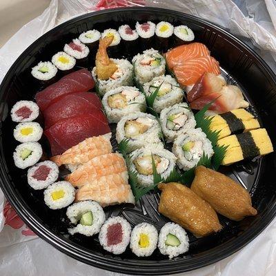 Sushi platter