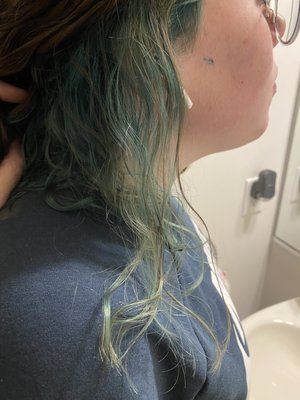 Hair still blonde. Suppose to be teal.