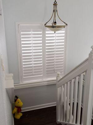 Plantation shutters White