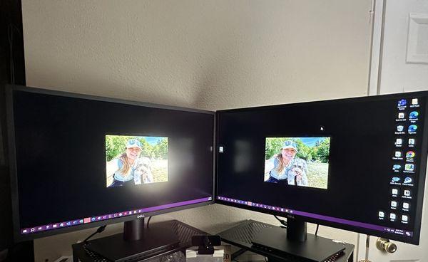 Both 27" monitors look great!!