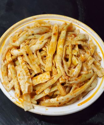 Bamboo Shoots in Chili Oil cold appetizer. Tender vegetable with a pretty spicy dressing. Delicious