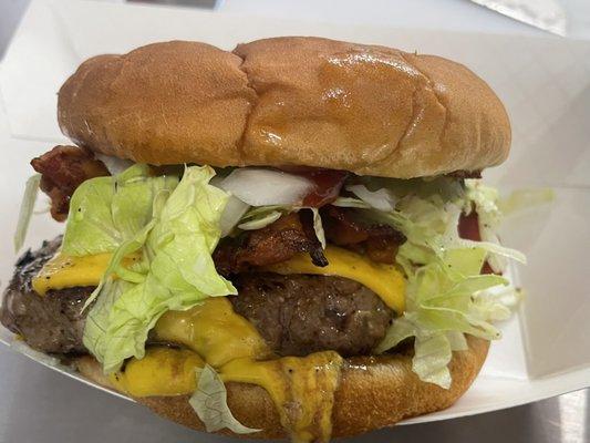 Bacon cheeseburger