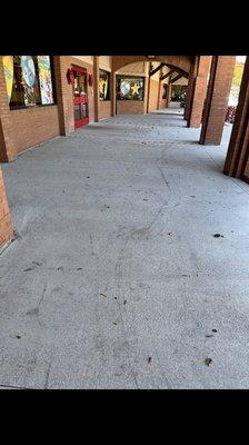 Chucky Cheese Sidewalk Before