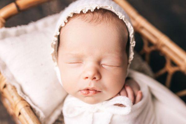 Newborn session in Marriottsville, MD