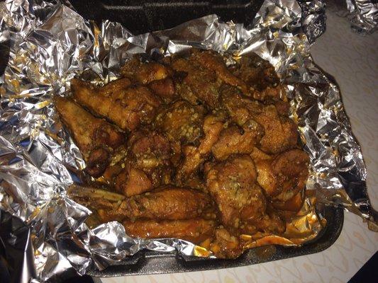 I ordered 24 wings for 17 bucks. I asked for Roasted Garlic & Hot mixed. They were freakin incredible!!!