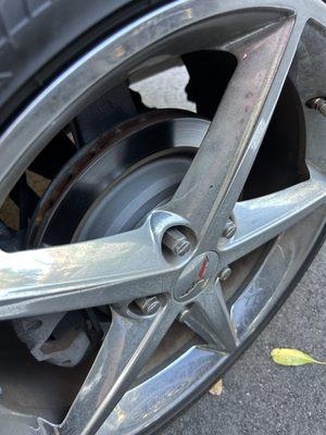 Best wheel of the four corroded wheels