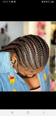 Neatly done feedin cornrows