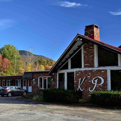 Killington Pico Motor Inn Exterior