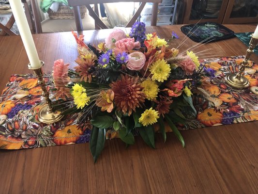 Thanksgiving centerpiece- perfect complement to my table runner!