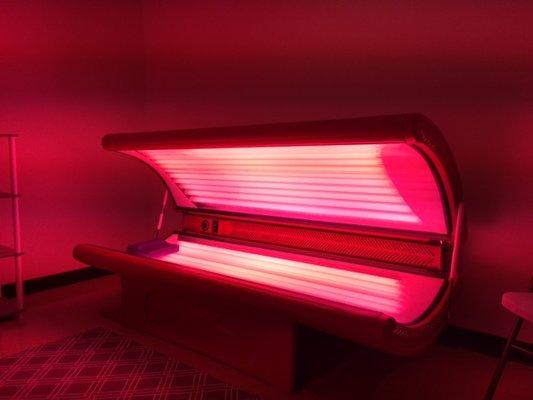 Red Light Therapy! Increase collagen production, reduce wrinkles