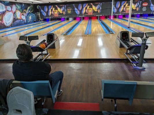 Logan Lanes