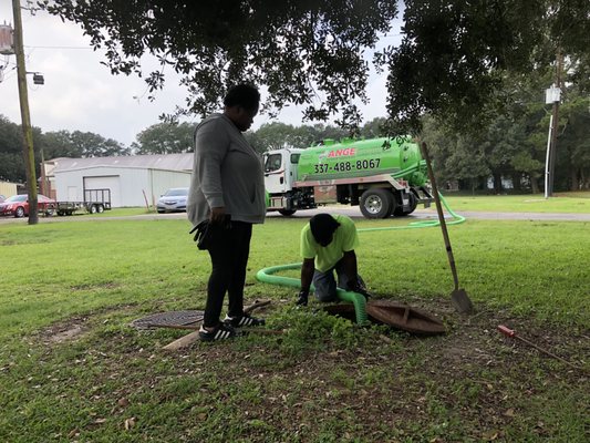 Pumping out septic tank