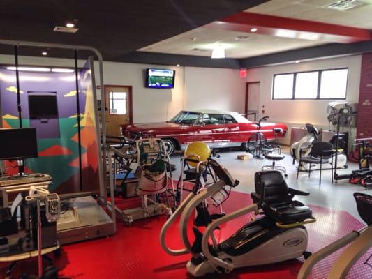 5000 sq. feet rehabilitation center: state of the art equipments