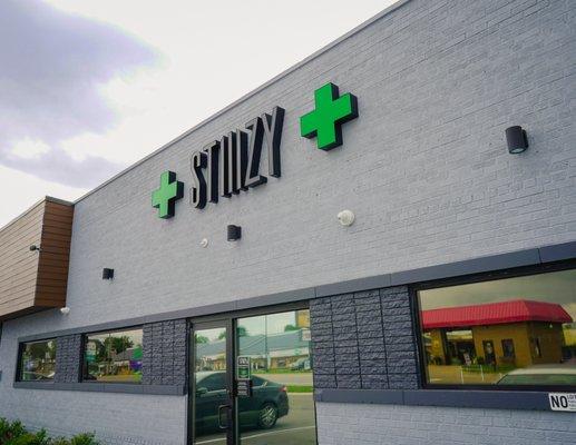 FERNDALE STIIIZY STIIIZY CANNABIS  DISPENSARY