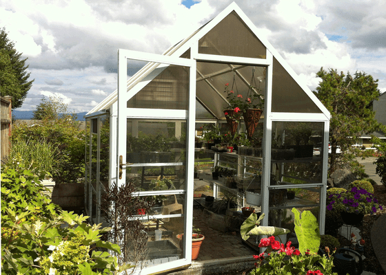 Warm and inviting greenhouse for your garden.