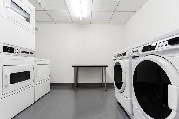 1190 Mission Laundry Room