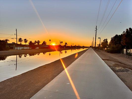 Twin Palms RV Park