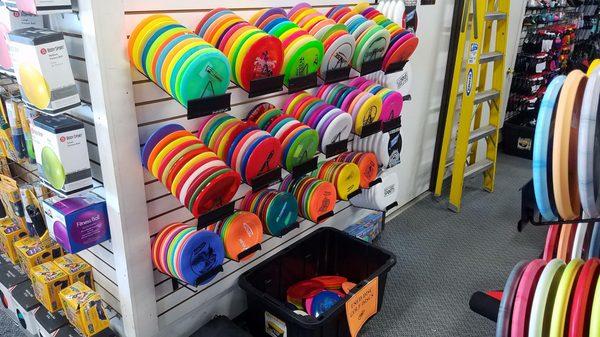 New and used disc golf supplies at affordable prices