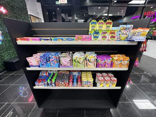 Exotic Candy, Skittles, ICEE, Mentos, Chupa Chups, Hubba Bubba, Pop Rocks, Japanese DIY Kits