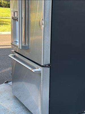 Best buy will not replace this refrigerator after damage