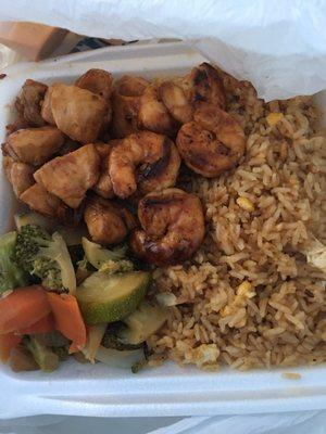 Mixed chicken and shrimp hibachi with vegetables