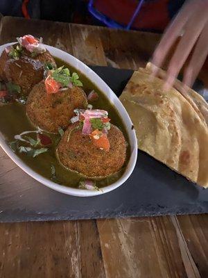 Palak Kofta Curry