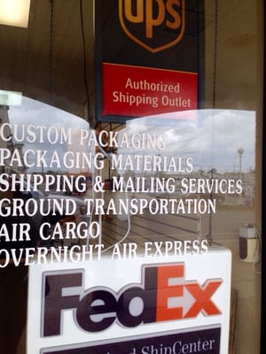 UPS & Fedex