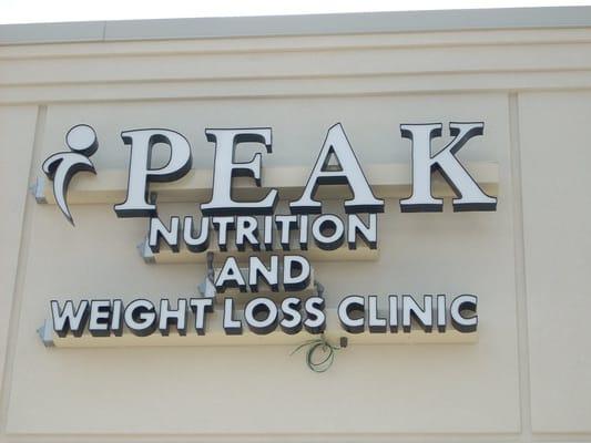 Peak Nutrition and Weight Loss Clinic Sign