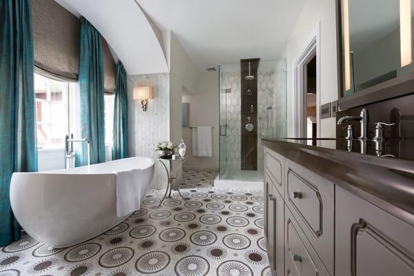 MIA Pinnacle Award "Bath of the Year" for this 2014 Pasadena Showcase master suite design.