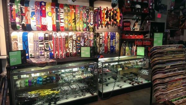 Zumiez - Men's Clothing Stores, Snowboard Shop, Women's Clothing Stores, Shoe Stores, Watch Store, Sunglass Store, Skate Shop In Texas