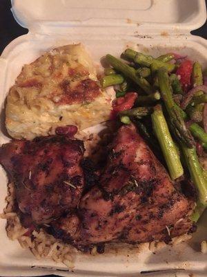 Jerk chicken,bake Mac-n-cheese,Peas&rice and asparagus