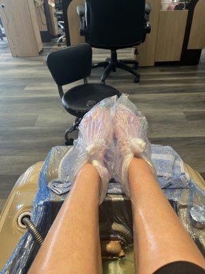 Finished pedi off with a relaxing & softening wax