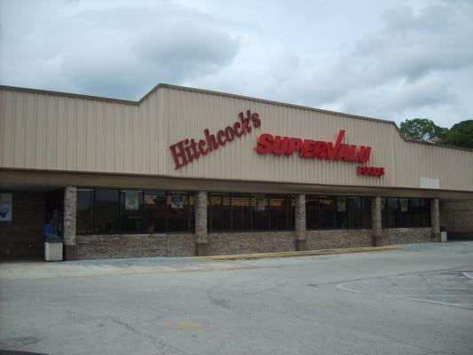 The only supermarket in town, or for miles around. It's clean and well stocked.