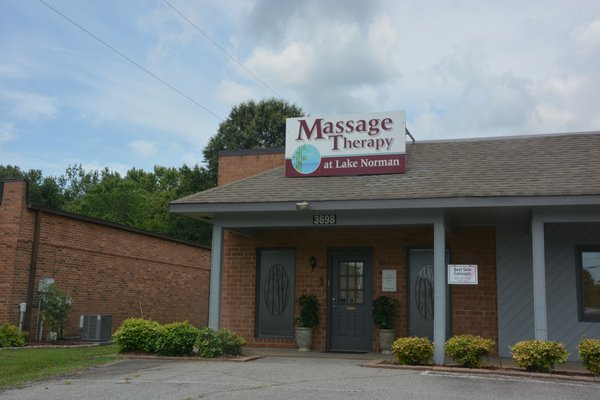 Massage Therapy At Lake Norman