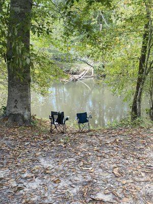 Sit with your love next to the river. Romantic and quiet. Until it is a long holiday, then everyone has the same idea. It is ALL GOOD!!!