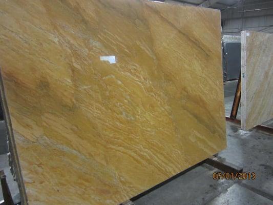 Gold Macubas Quartzite