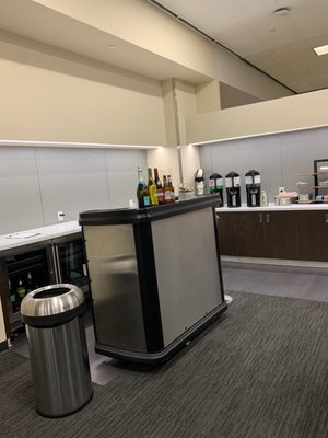 Bar at United club